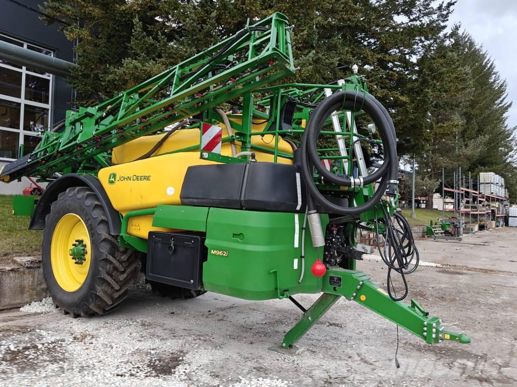 John Deere M 962 i 牽引式噴霧機