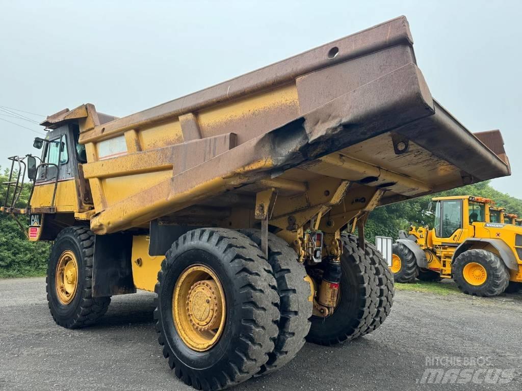 CAT 771 D 剛性傾卸卡車