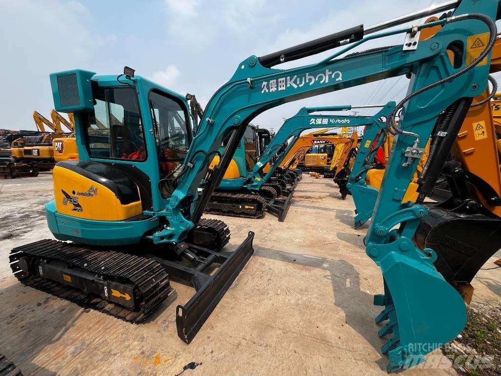Kubota U 35 小型挖土機/掘鑿機<7t(小型挖掘機)