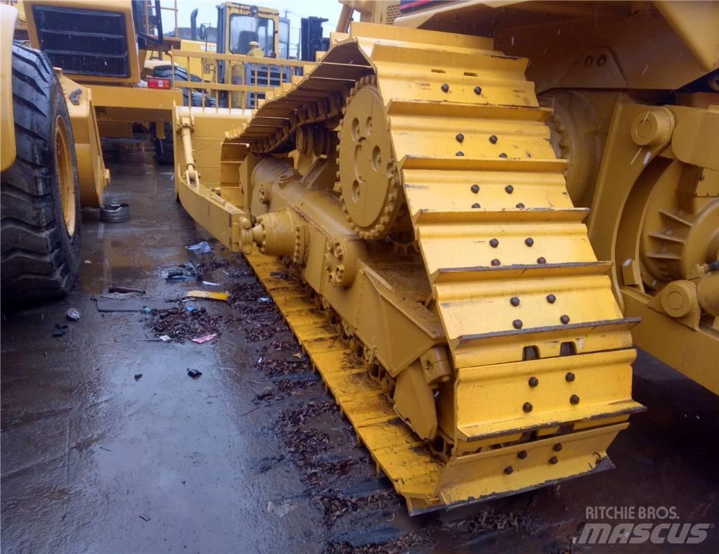 CAT D 7 R 履帶推土機