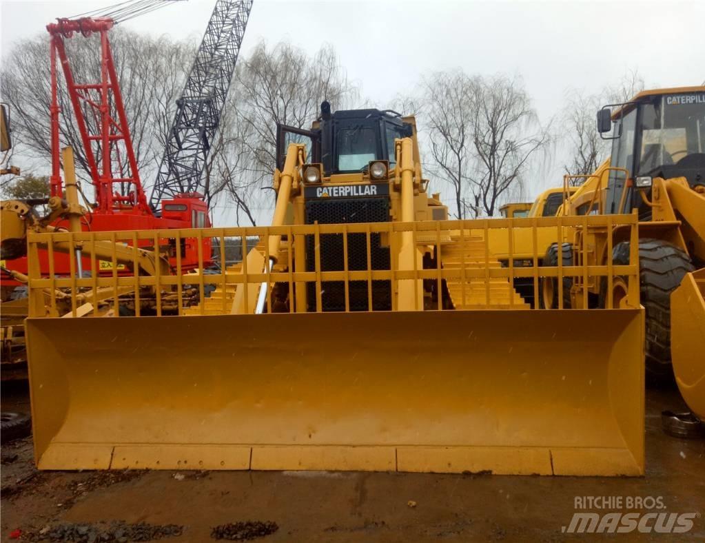 CAT D 7 R 履帶推土機