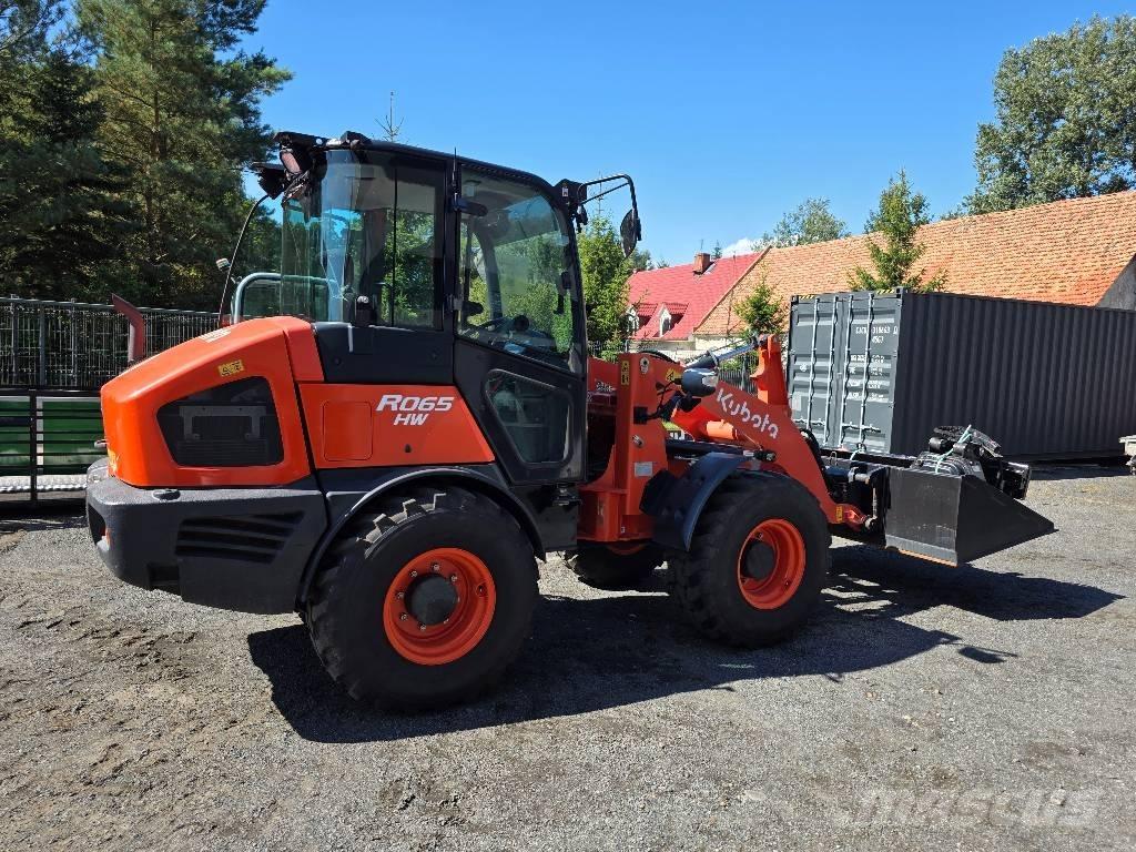 Kubota R 065 輪胎式裝載機