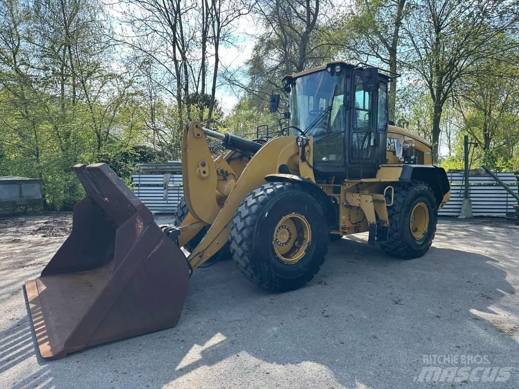 CAT 930M 輪胎式裝載機