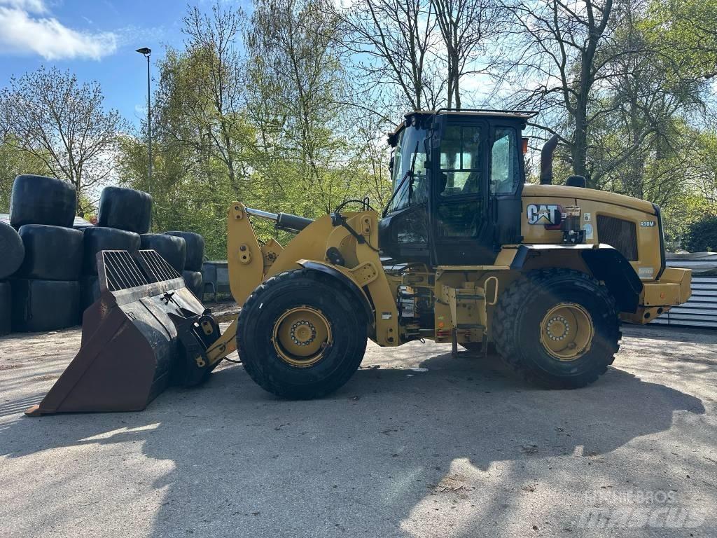 CAT 930M 輪胎式裝載機