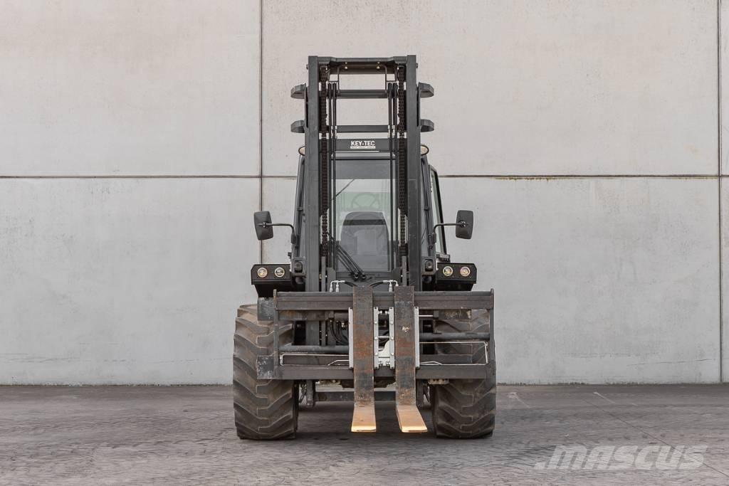 Manitou M 50-4 柴油卡車