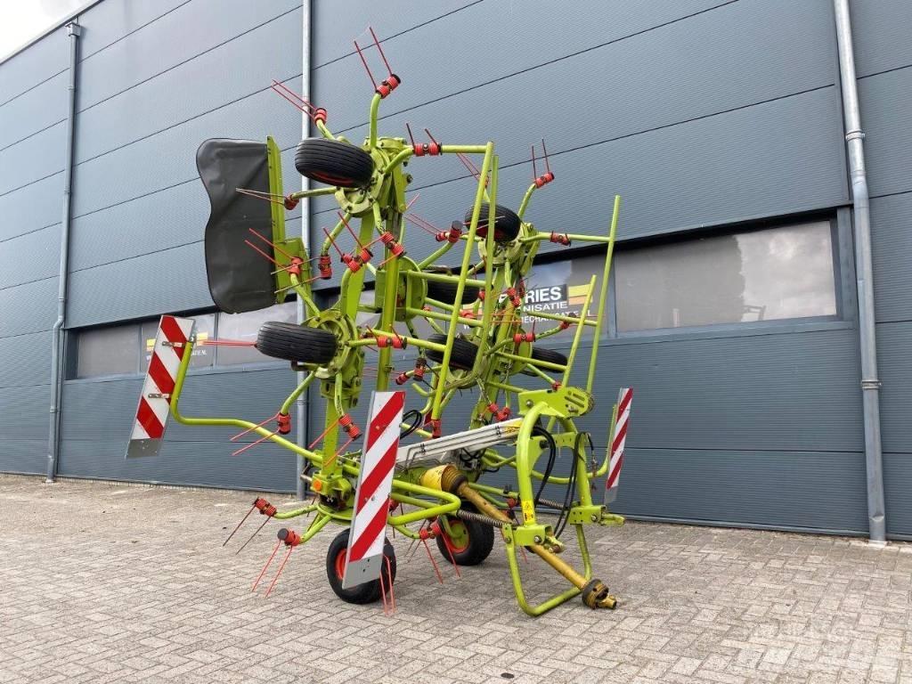 CLAAS Volto 870 耙與翻草機