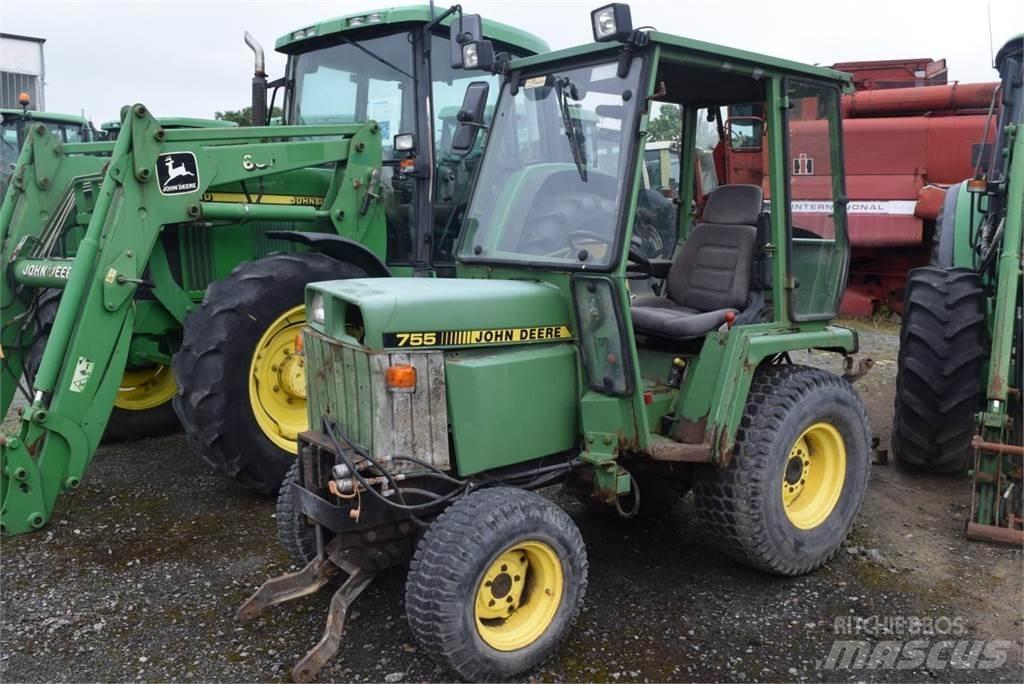John Deere 755 曳引機