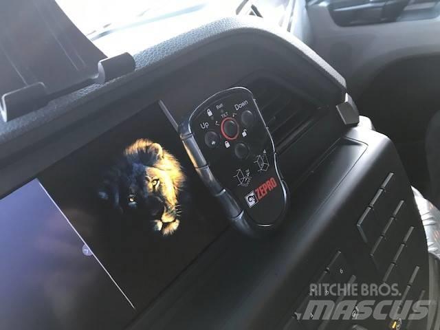 MAN TGS 26.470 貨箱式卡車