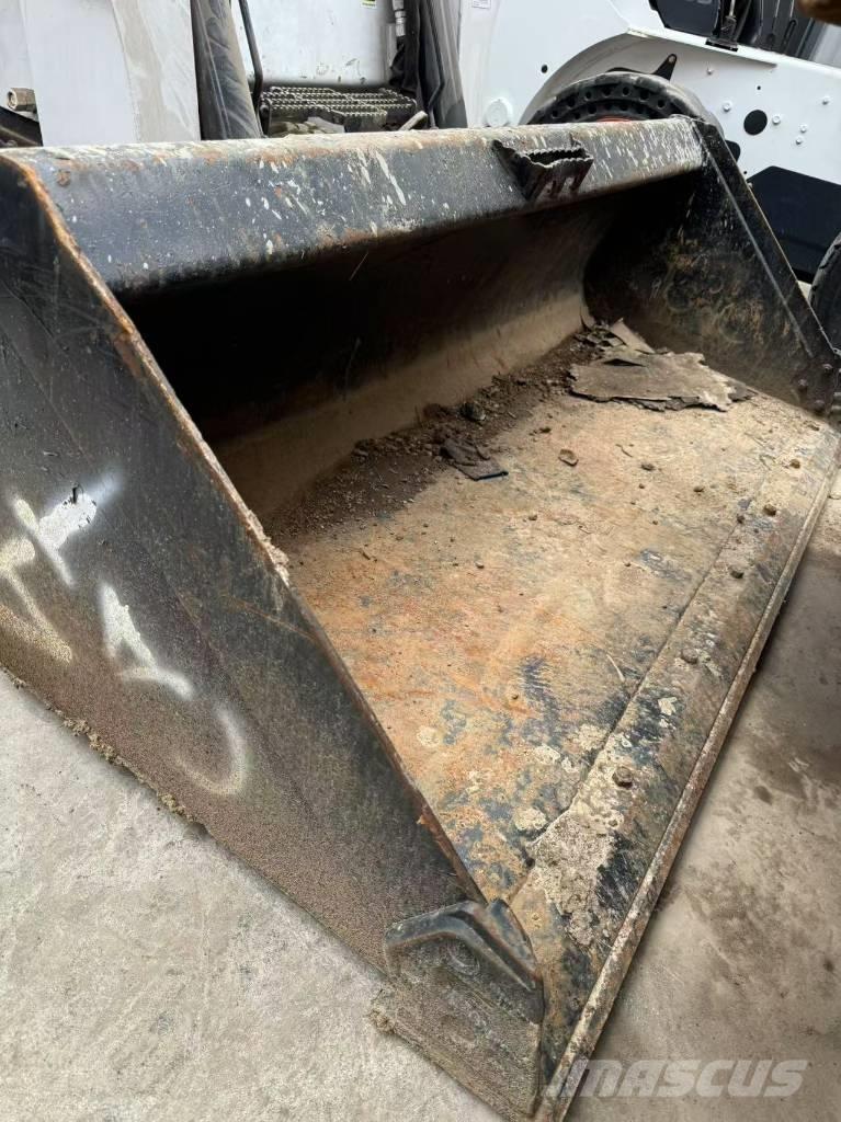 Bobcat T 770 推土機