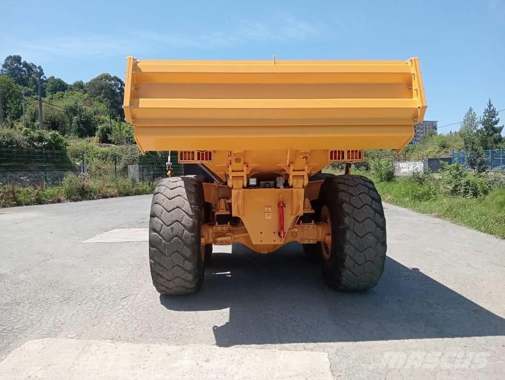 Volvo A 25 F 鉸接式起吊車