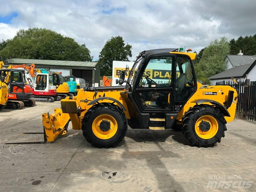 JCB 535-125 Hiviz 伸縮臂操作車