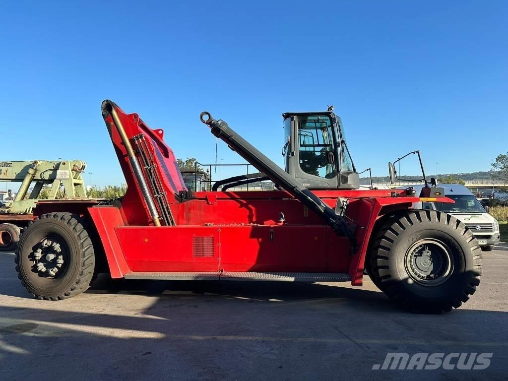 Kalmar DRG450-65S5 前伸型堆積機