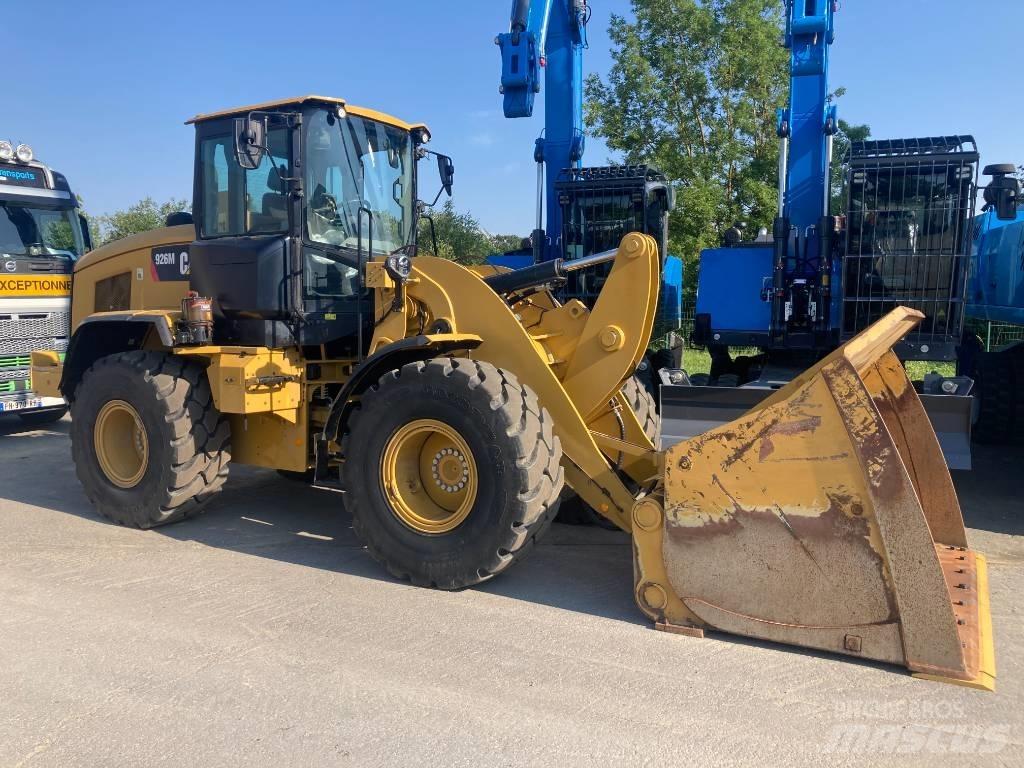CAT 926M 輪胎式裝載機