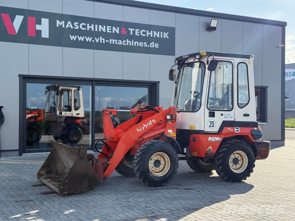 Kubota R 420 輪胎式裝載機