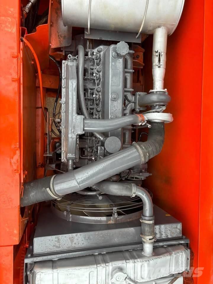 Doosan DX 225 LCA 履帶式 挖土機/掘鑿機/挖掘機