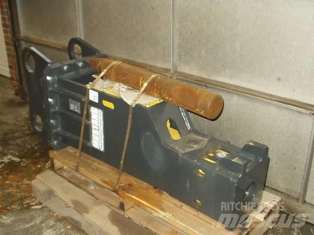 Mustang HM1300 鐵鎚/碎石機