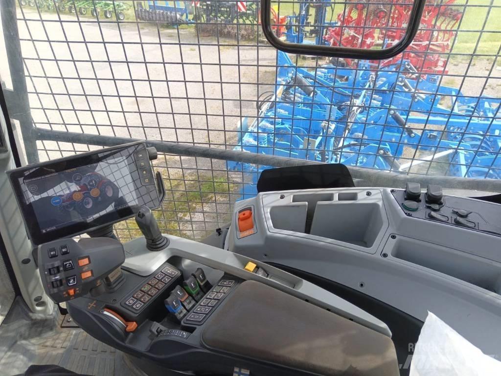 Valtra T 234 Direct 林業用曳引機