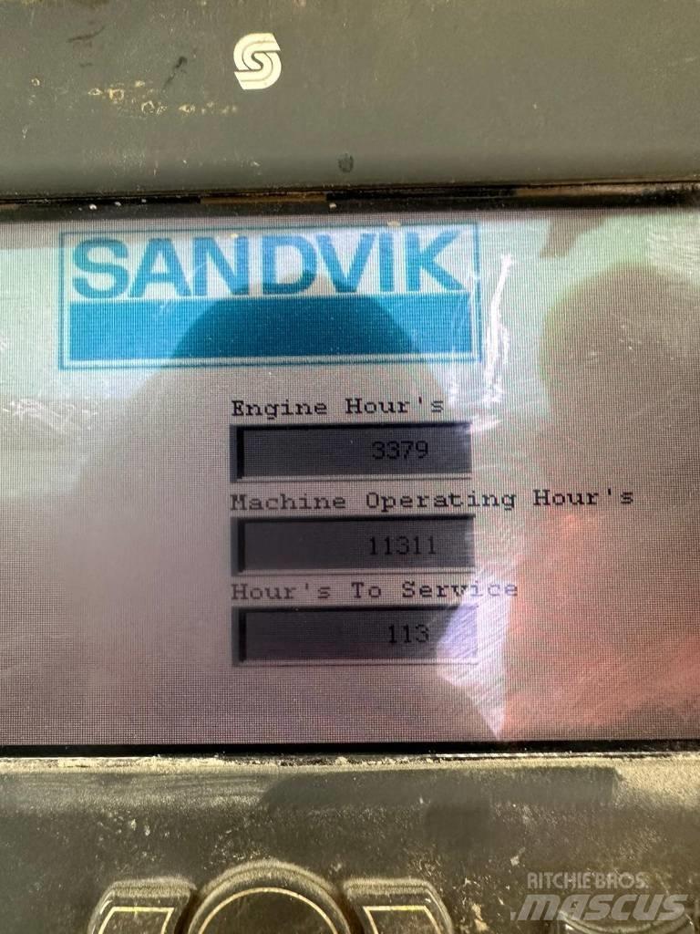 Sandvik QJ 341 移動式壓碎機