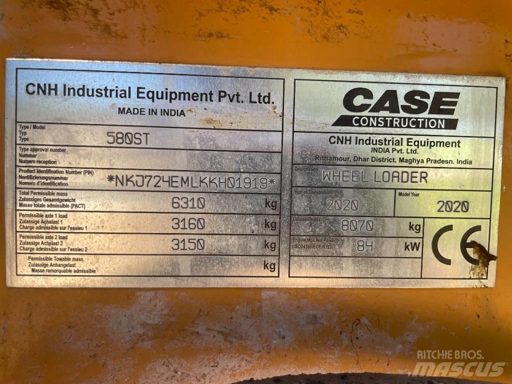 CASE 580 ST 反鏟裝載機