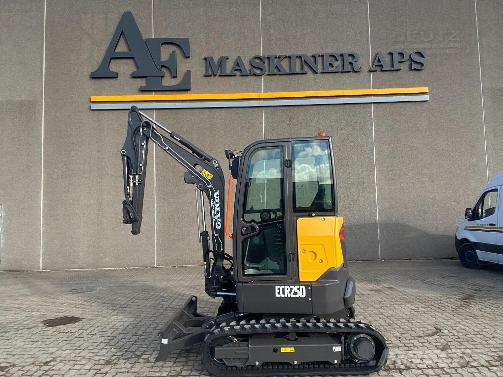 Volvo ECR 25 D 小型挖土機/掘鑿機<7t(小型挖掘機)