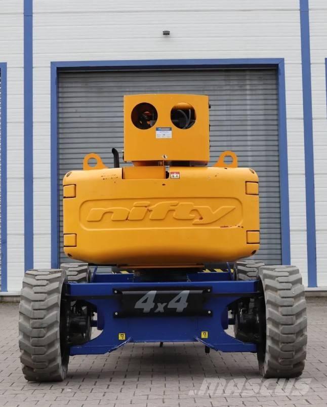 Niftylift HR15 4x4 曲臂高空作業車
