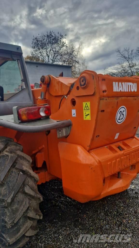 Manitou MT 940 伸縮臂操作車