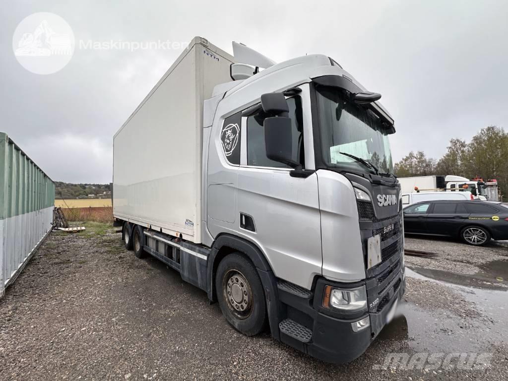Scania R 520 貨箱式卡車