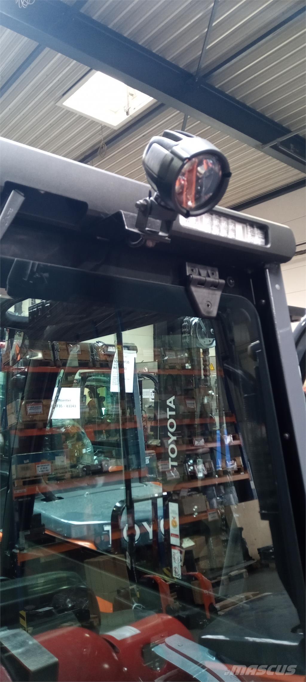 Toyota 02-8FGF25 液化石油氣LPG卡車