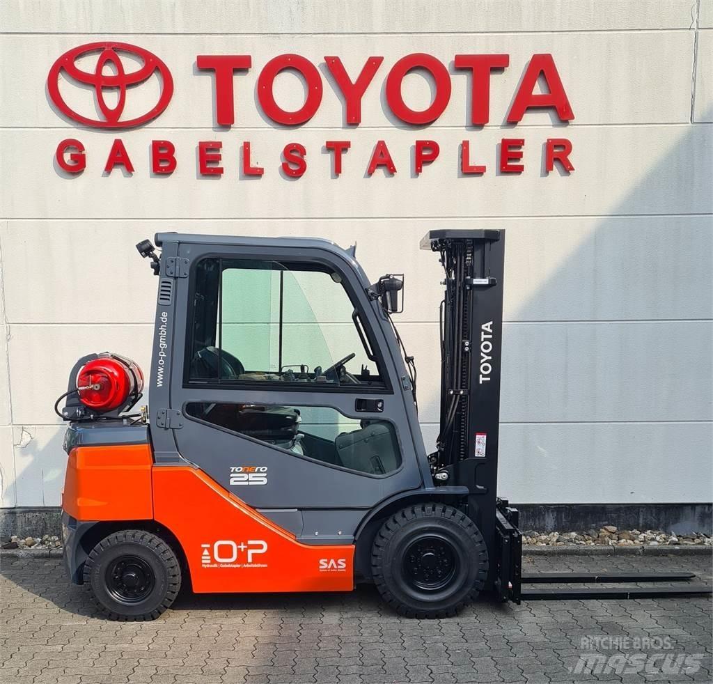 Toyota 02-8FGF25 液化石油氣LPG卡車