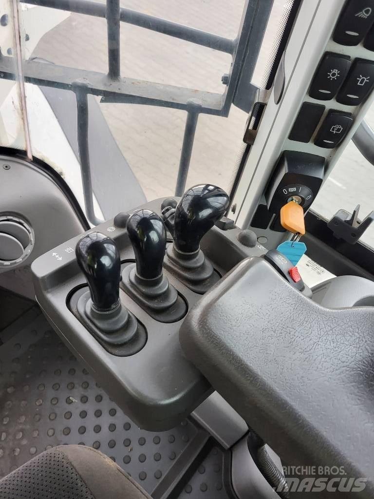Volvo L 110 H 輪胎式裝載機
