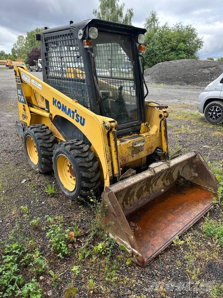 Komatsu SK 714 滑移轉向裝載機