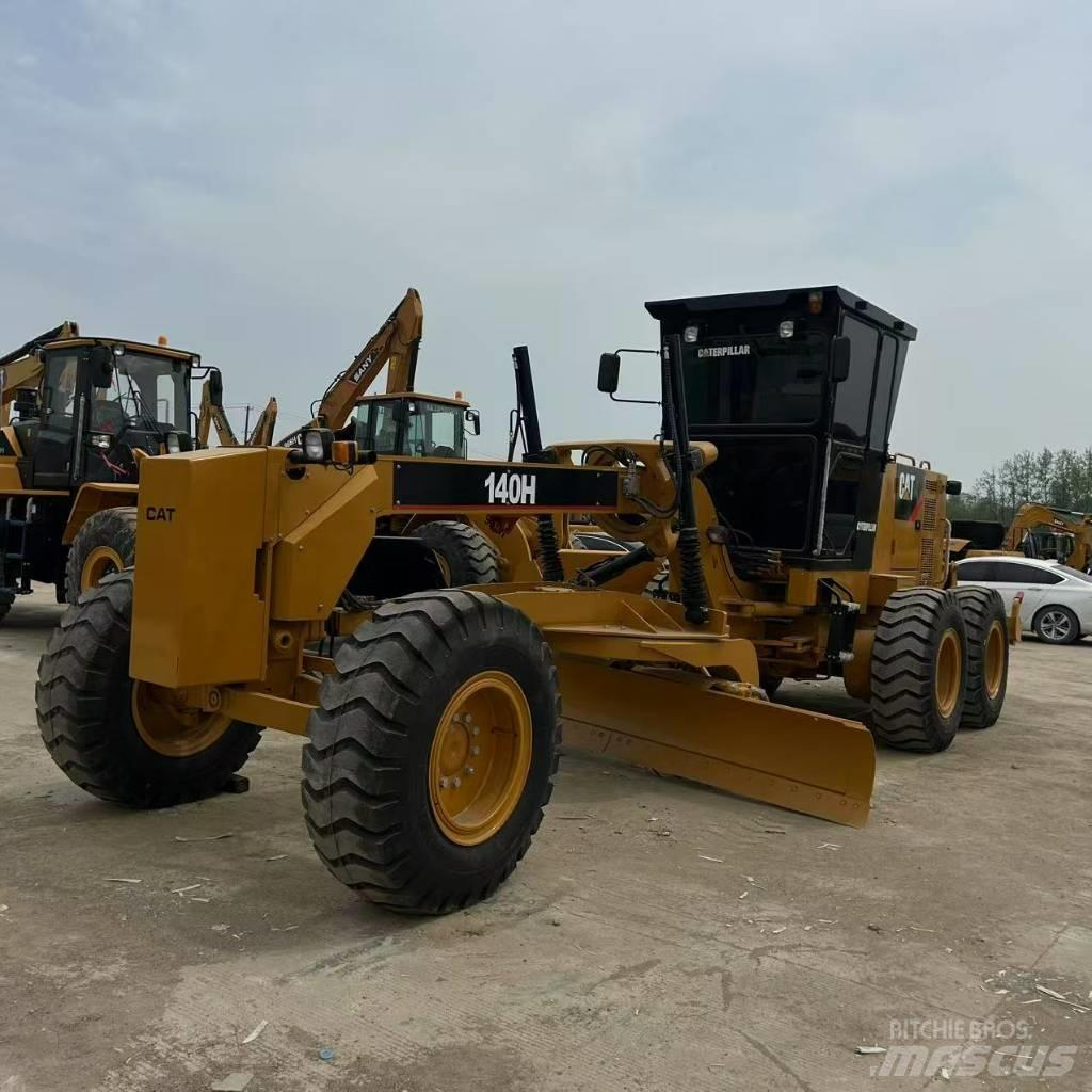 CAT 140 H 平土機