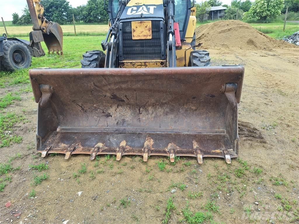 CAT 428 D 4X4 其他