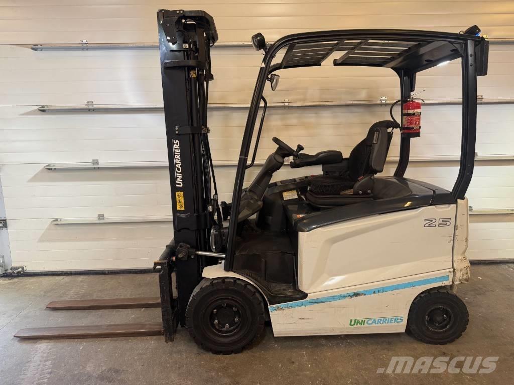 UniCarriers MX 25 電動堆高機