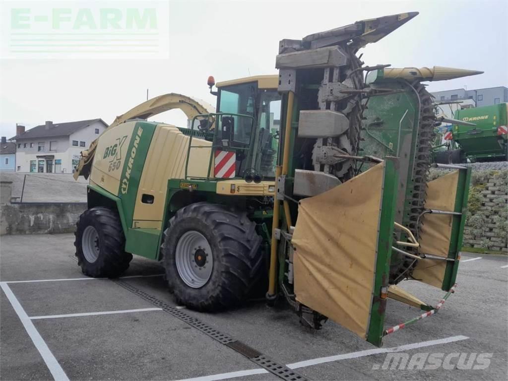 Krone big x 650 自走式飼料採集機