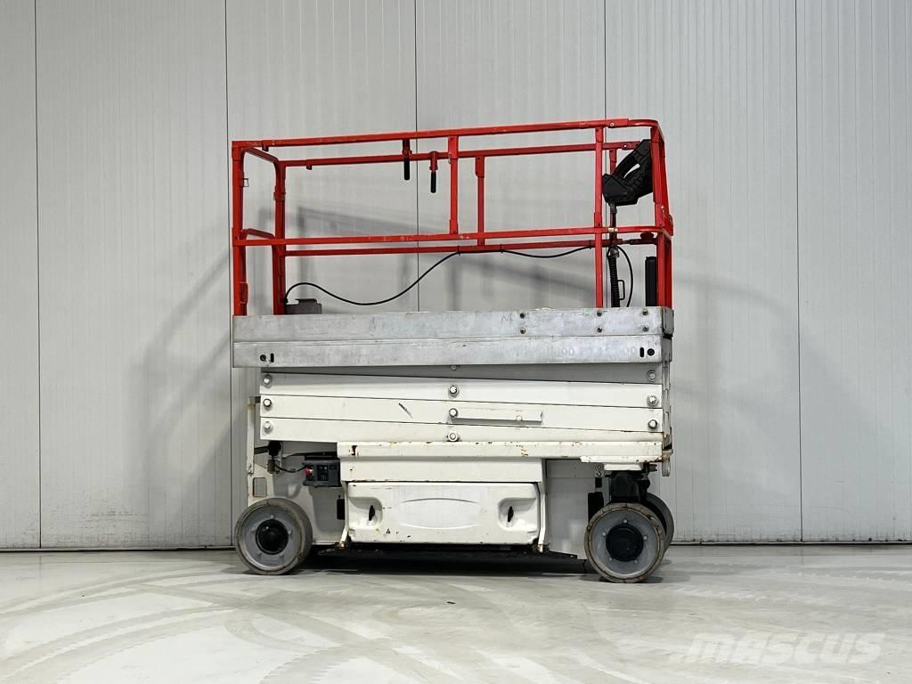 JLG 2630 ES 剪式升降機