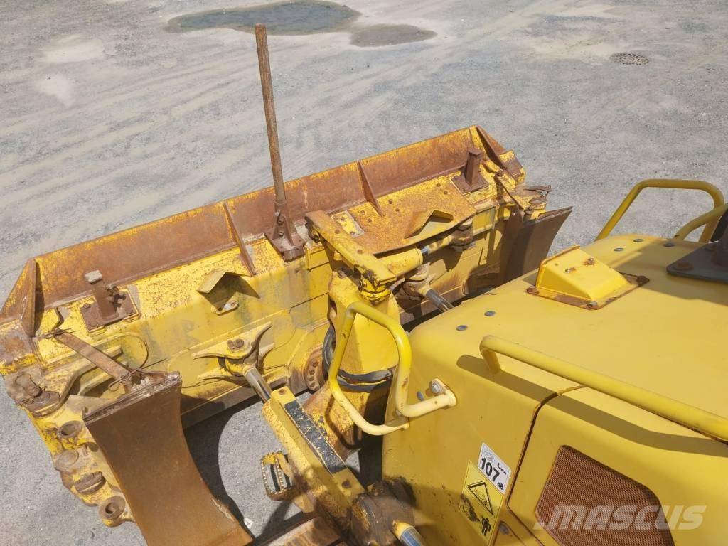 Komatsu D61PX-23 履帶推土機