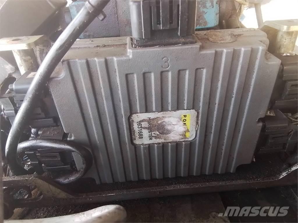 Ponsse H53 收穫機頭