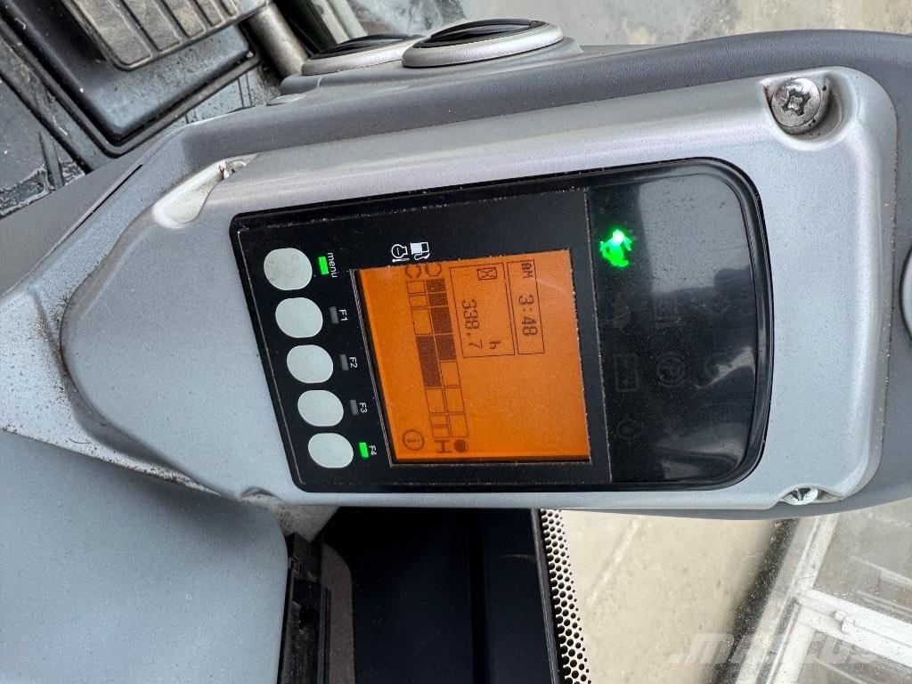 Yanmar SV17VT (04274) 小型挖土機/掘鑿機<7t(小型挖掘機)