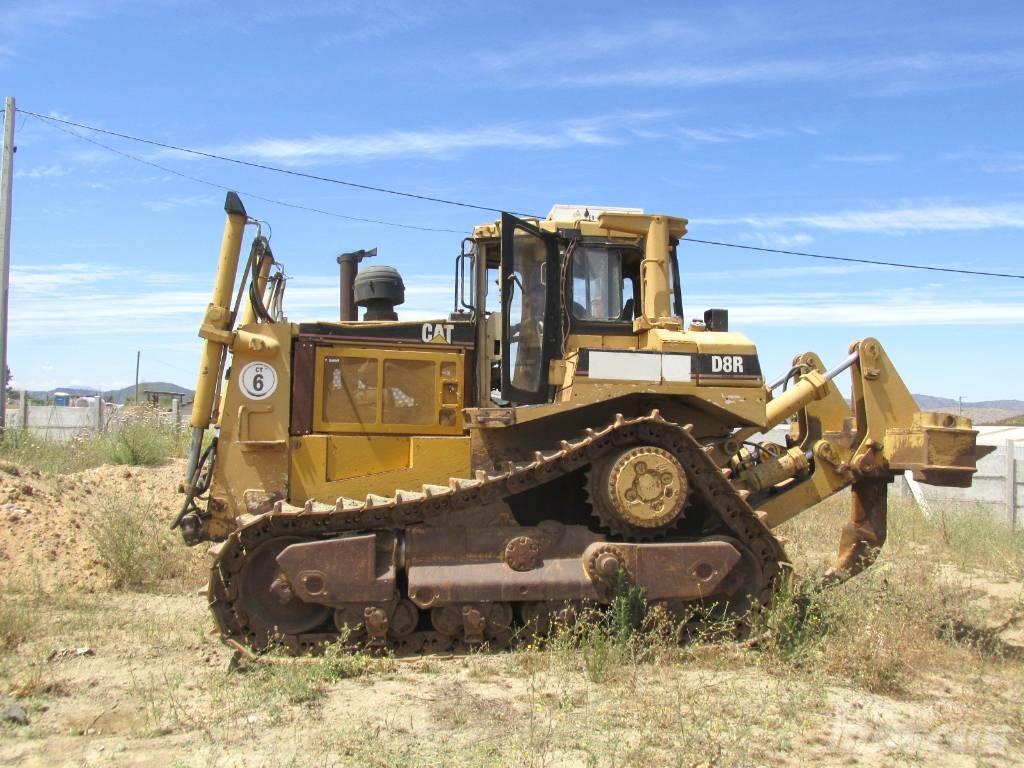 CAT D 8 R 履帶推土機