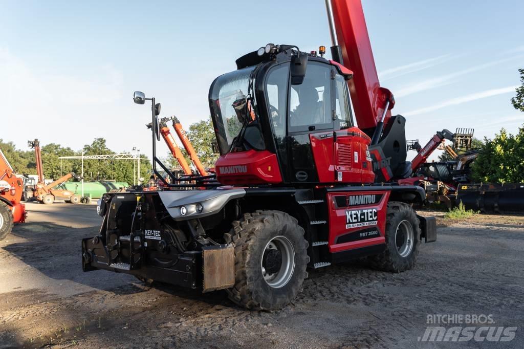Manitou MRT 2660 伸縮臂操作車