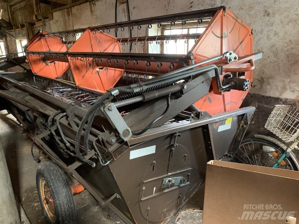 Dronningborg 7200 聯合收穫機