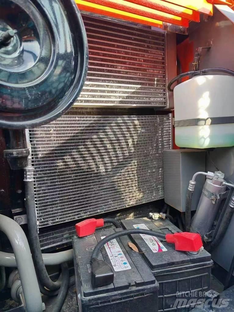 Hitachi ZX 120 履帶式 挖土機/掘鑿機/挖掘機