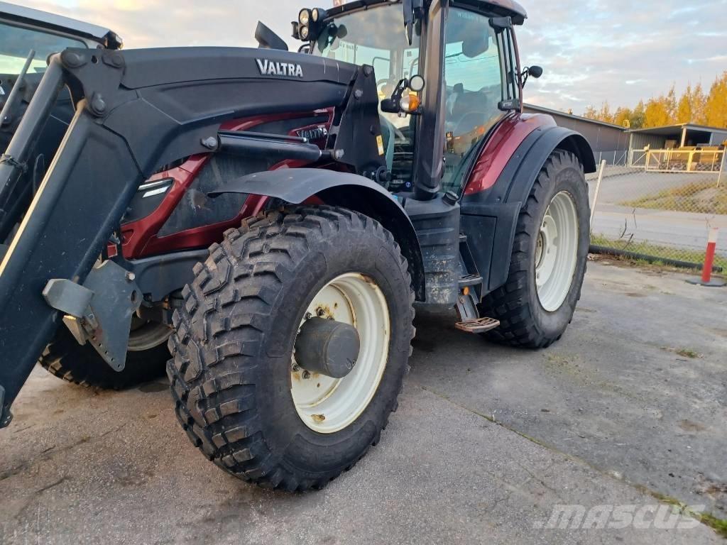 Valtra 234 Direct 曳引機