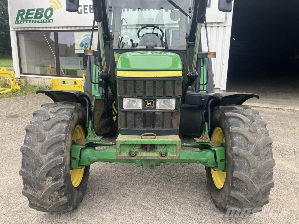 John Deere 6110 SE 曳引機