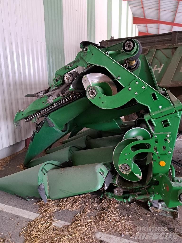John Deere 608C 聯合收割機頭