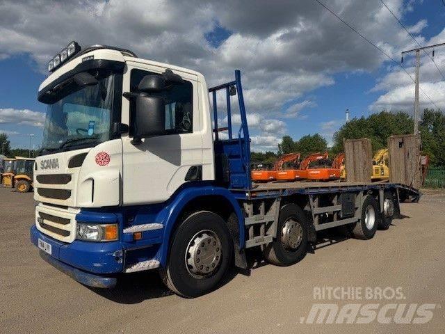 Scania P 370 平板 / 絞盤 卡車