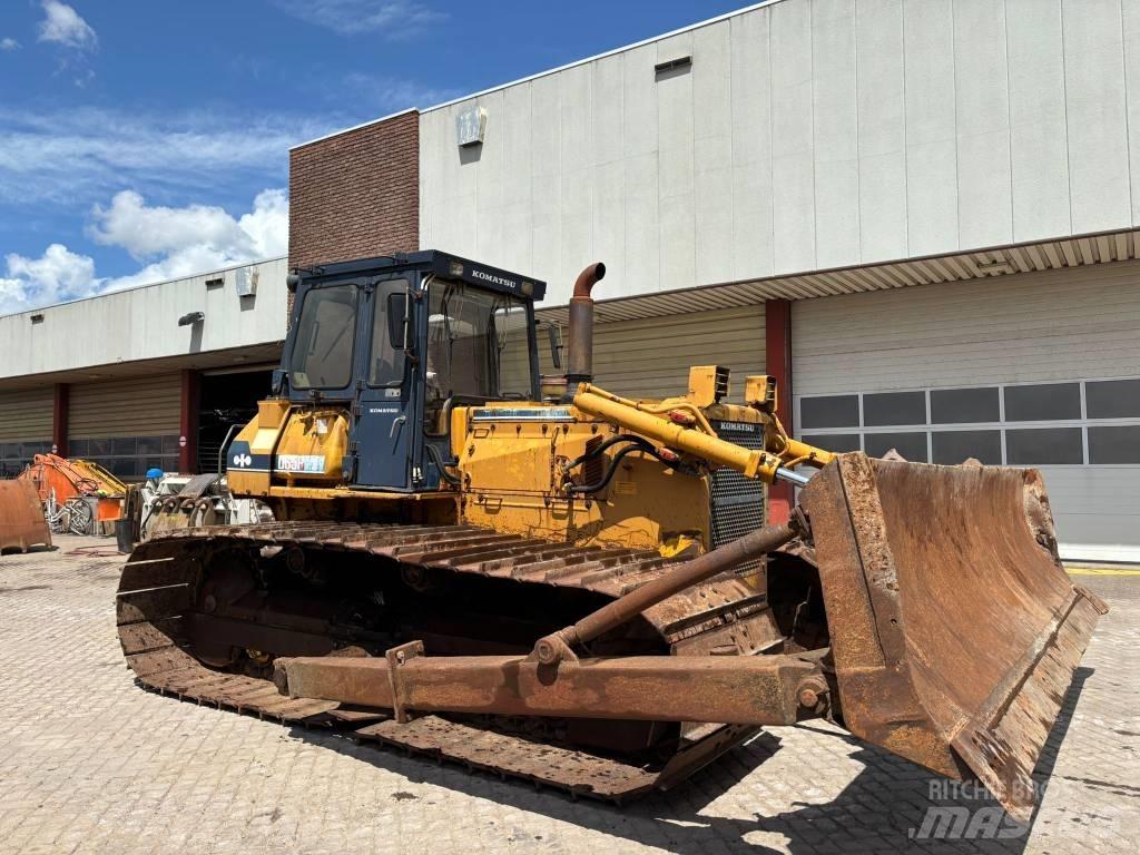 CAT D65PX-8 履帶推土機