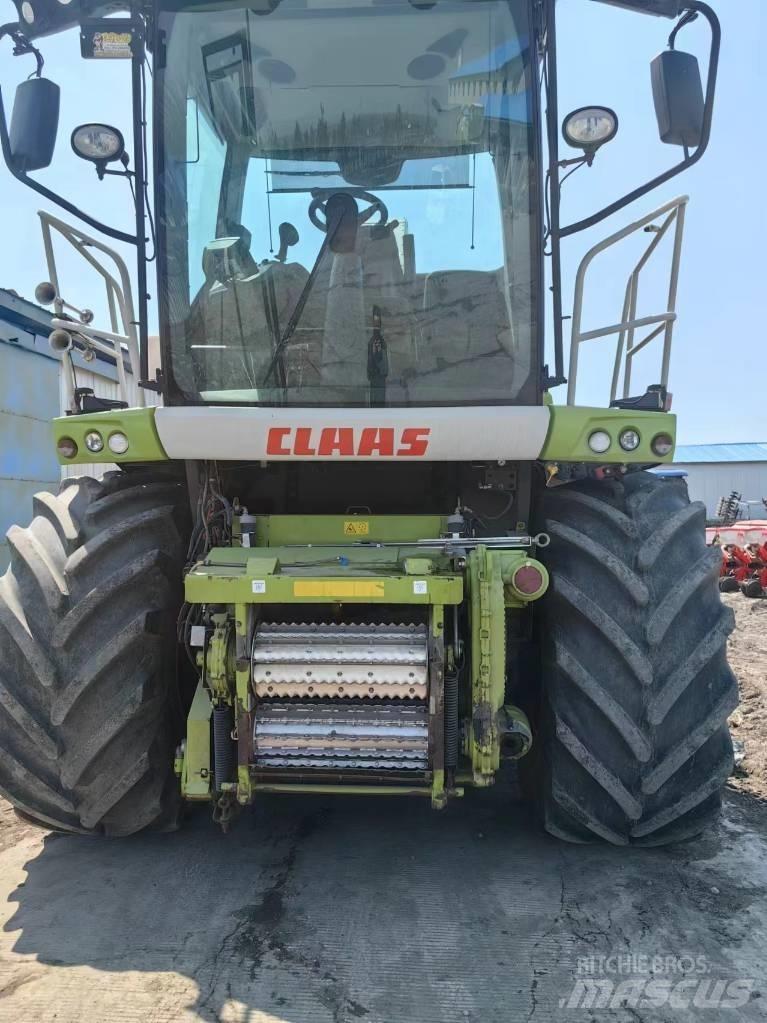 CLAAS Jaguar 960 4WD 自走式飼料採集機