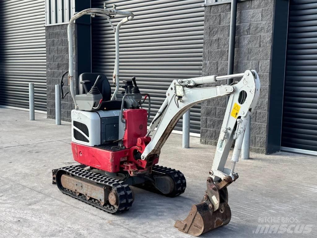 Takeuchi TB 210 R 小型挖土機/掘鑿機<7t(小型挖掘機)